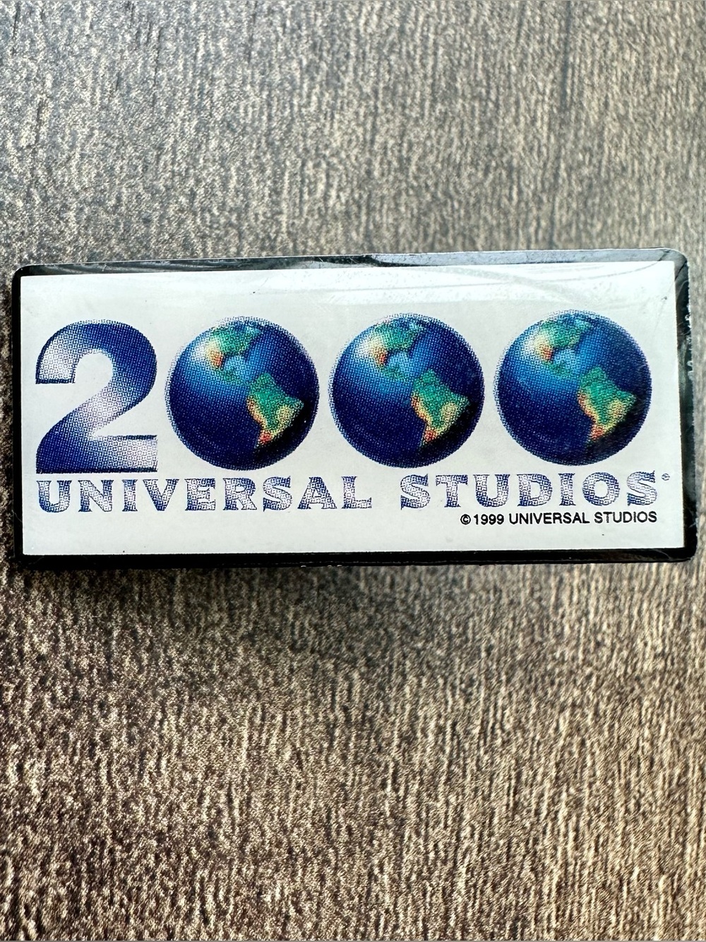 Vintage Universal Studios 2000 Year Millennium Celebration Lapel Pin Rare 1999